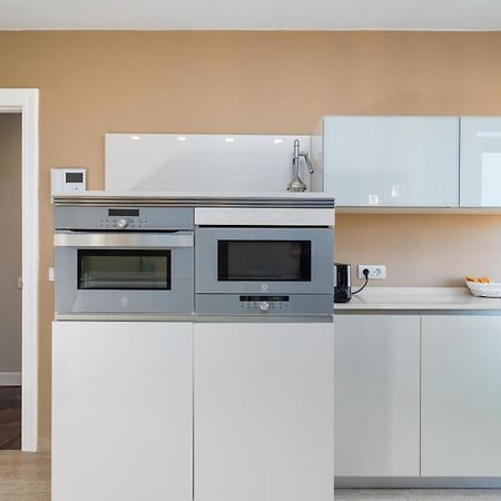 Apartamento Luminoso Cerca Playa Sardinero Con Parking Privado サンタンデール エクステリア 写真