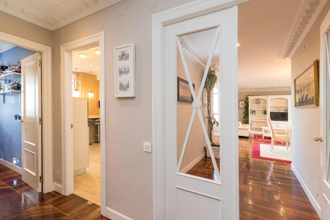 Apartamento Luminoso Cerca Playa Sardinero Con Parking Privado サンタンデール エクステリア 写真