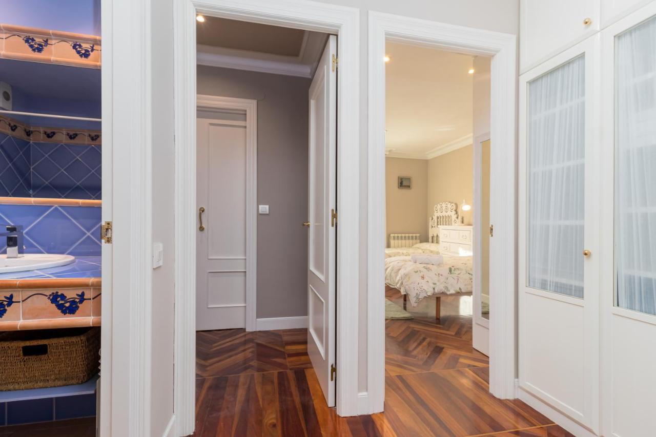 Apartamento Luminoso Cerca Playa Sardinero Con Parking Privado サンタンデール エクステリア 写真
