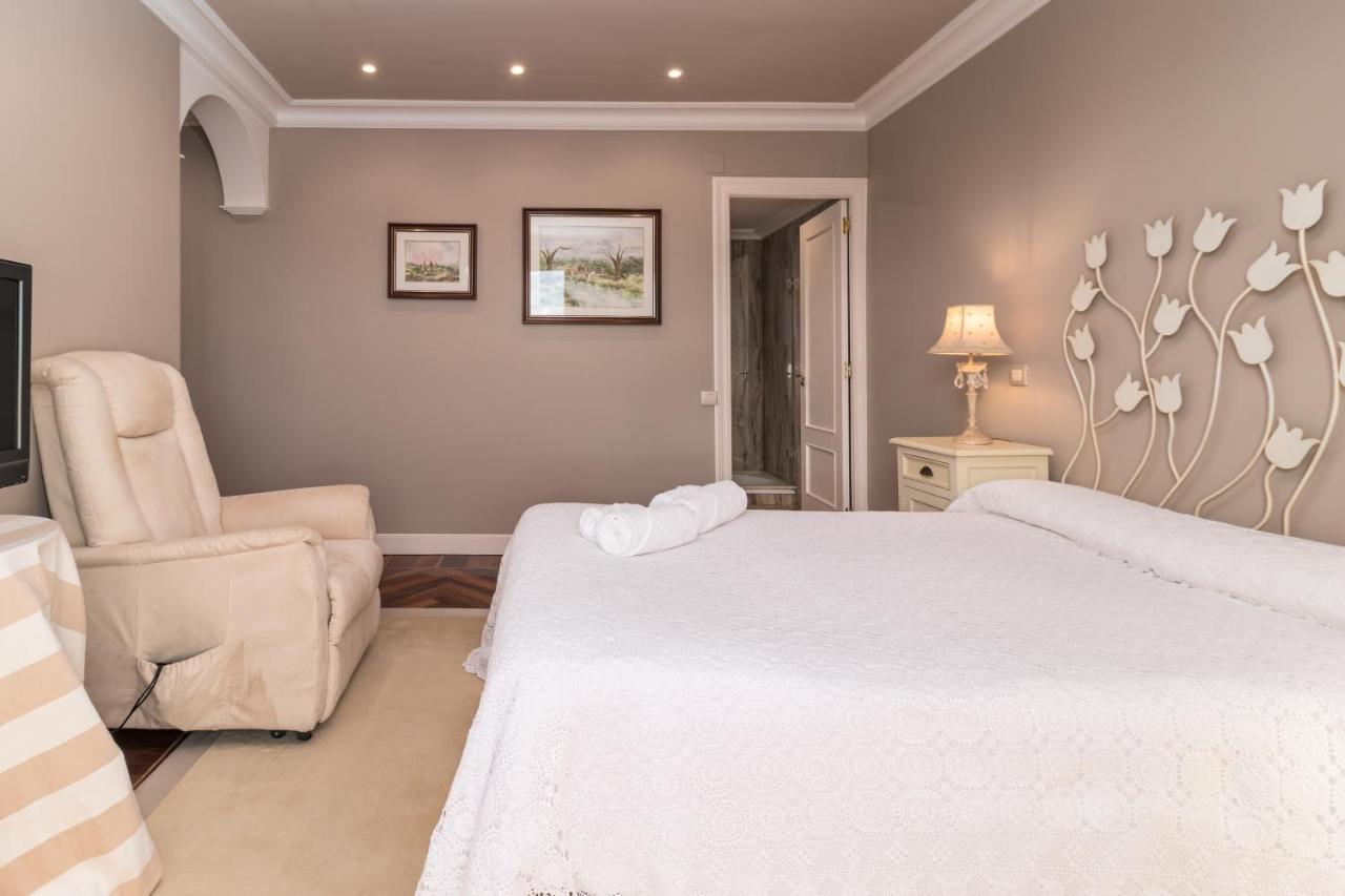 Apartamento Luminoso Cerca Playa Sardinero Con Parking Privado サンタンデール エクステリア 写真